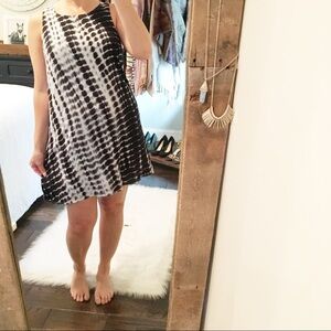 Hot & Delicious large tie die shift lounge dress